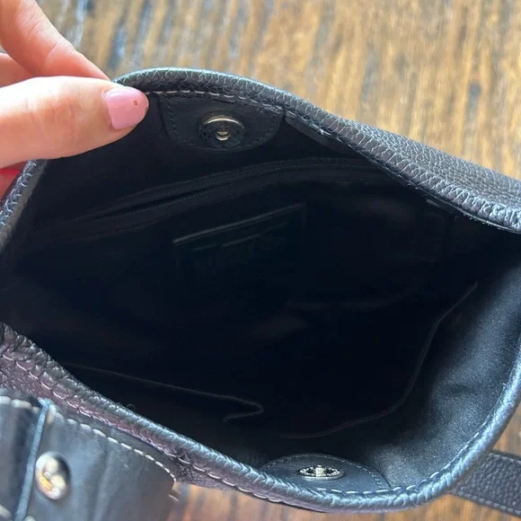 Coach Penelope Black Pebbled Leather Zipper Pockets Crossbody Bag - Picture 7 of 10